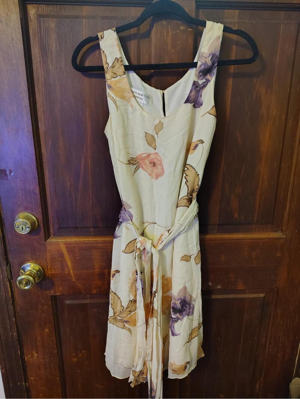 Jones New York Spring Floral Dress Size 6 100% Rayon